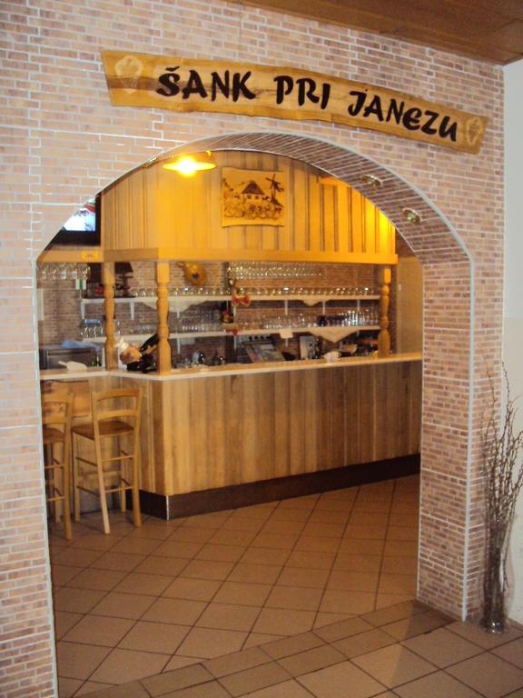 Guesthouse Kaucic Benedikt v Slovenskih Goricah ภายนอก รูปภาพ